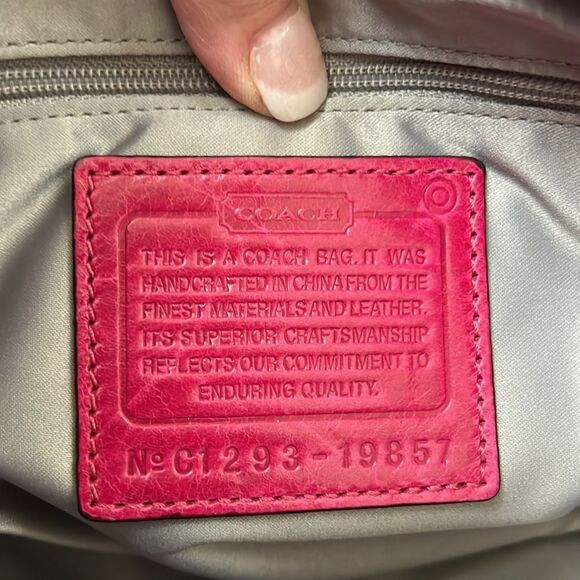 VTG COACH Quilted Raspberry Leather Tote Purse - Picture 6 of 16